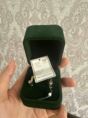 срочно продам золотые серьги