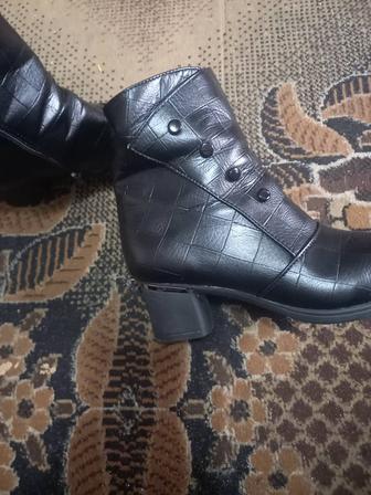 Женские осенние полусапожки