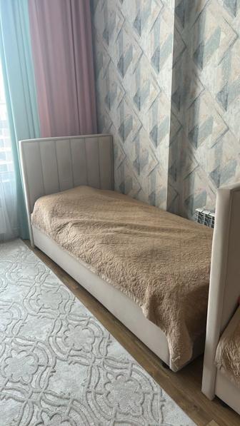 Кровать