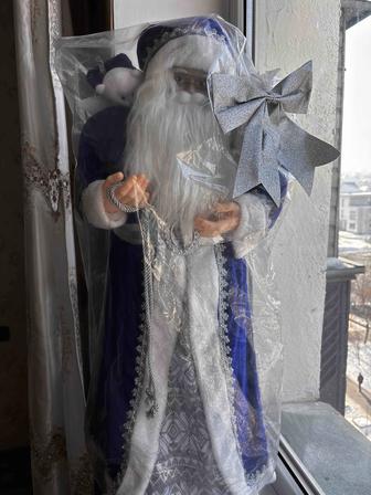 Новогодние игрушки