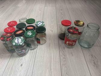 Отдам стеклянные банки разных объемов с крышками даром