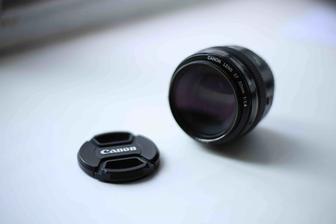 Продам объектив Canon ef 50 mm f/1.4