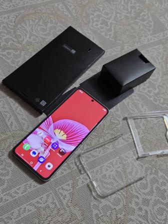 Samsung Z Flip 6 512 gb titan