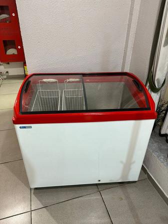 Продам морозильник ларь italfrost cf300f