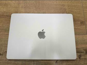 MacBook Air m2 8 GB 256 GB SSD
