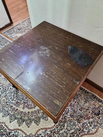 Столик производства мебельной фабрики Мерей