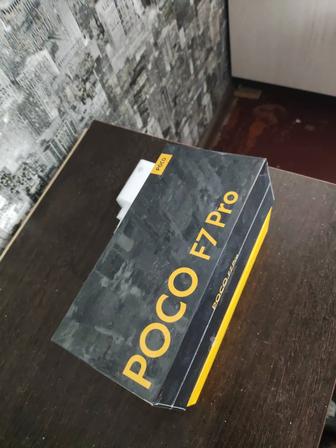 Продам телефон