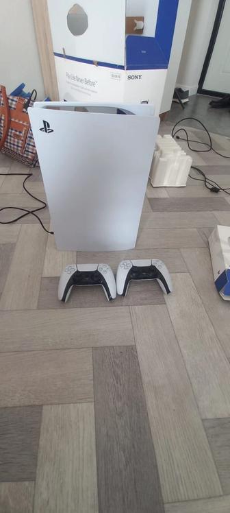 PS5 почти новая