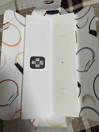 Продам Apple Watch 2nd gen Серебристый