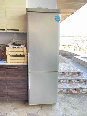 Холодильник