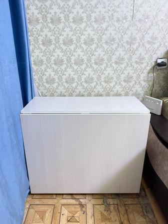 Продам стол книжку
