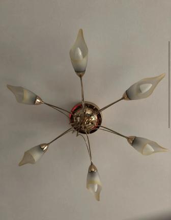 Люстра свет