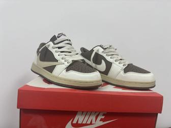 Кроссовки Nike Retro Low OG SP Travis Scott Olive