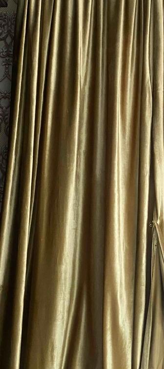 Шторы глянцевые велюр
