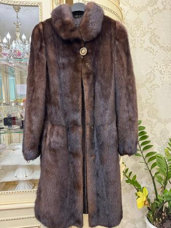 Продам норковую шубу