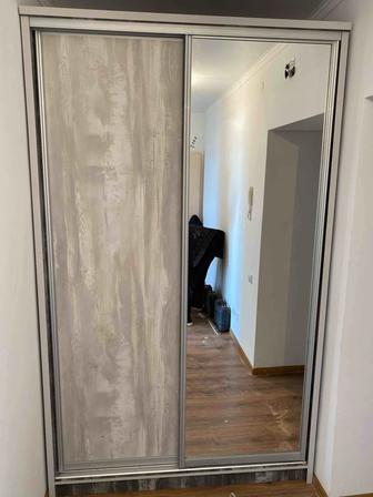 Продам шкаф купе