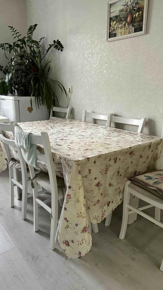Продам стол и 6 стульев