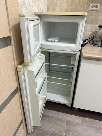 продается холодильник Саратов