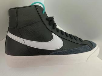 Кроссовки Nike Blazer Mid77