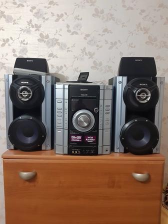 Продам музыкальный центр