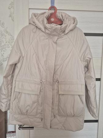 Продам куртку демисезонную