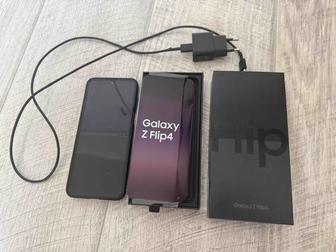 Продаю телефон смартфон Samsung Galaxy Z FLIP 4
