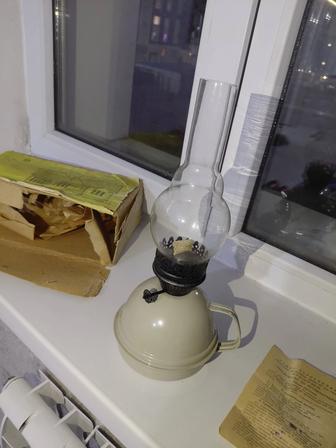 Лампа керосиновая