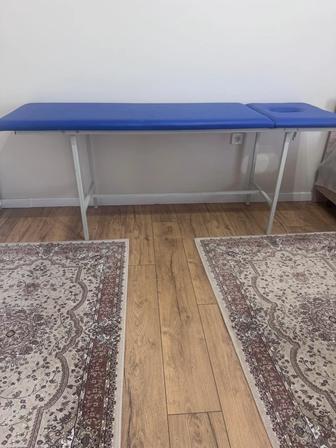 Медицинский кушетка