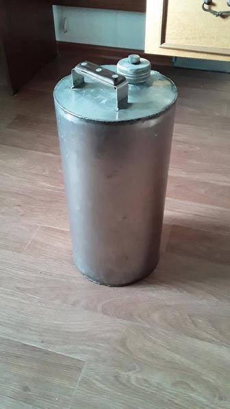 Канистра из нержавейки 10 л.Для чистой воды. Герметичная крышка