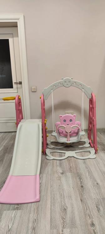 Детская горка с качелей