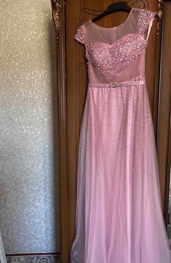 Вечерние платья