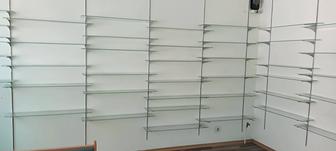 Срочно продам стеклянные полки с держателями