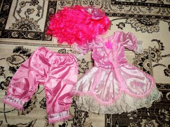 Продам новогодние костюмы