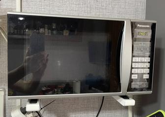 Продам Б.У. микроволновку панасоник (Panasonic)