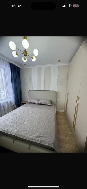 Двухспальный кровать