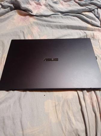 Ноутбук ASUS