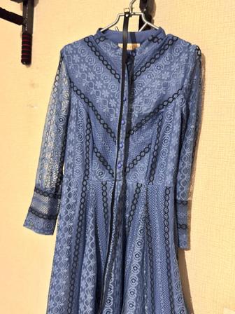 Платье праздничное