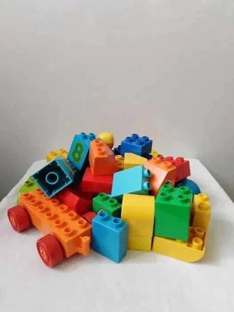 ОТДАМ ДАРОМ конструктор, LEGO, (кубики большие), 65 шт, бу