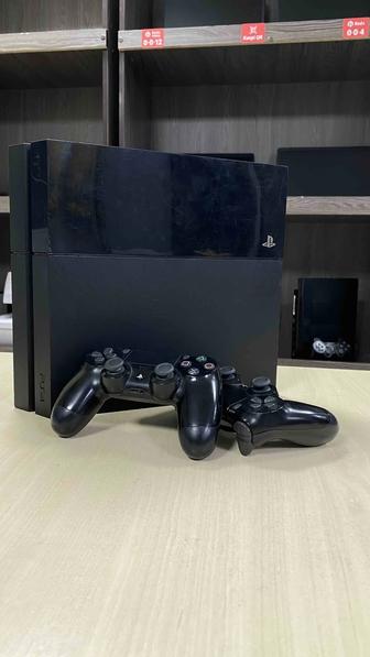 PlayStation 4 с игрой FC26. PS4 500GB