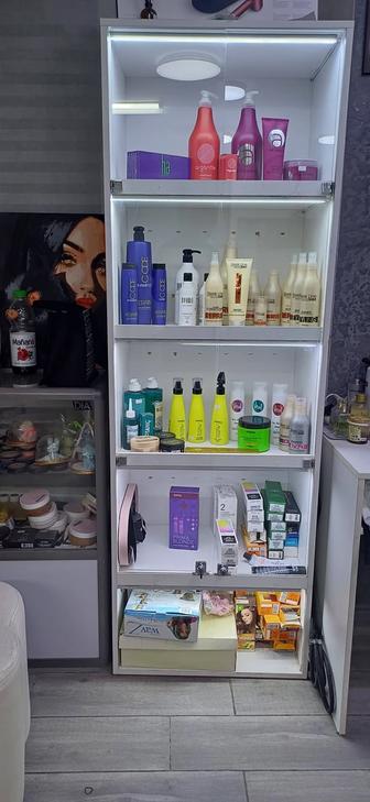 Шкаф с подсветкой