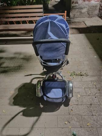 Продам детский велосипед коляска