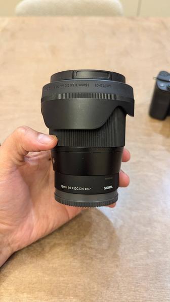 Sigma 16mm F1.4