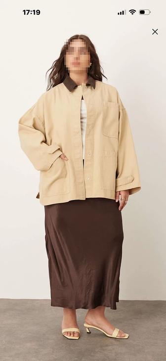 Стильная куртка-рубашка оверсайз из канваса с вельветовым воротником