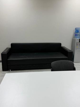 Продам диван кожаный