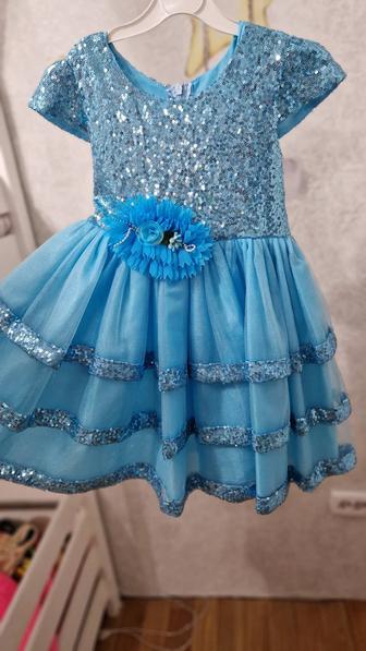 Продам платье на девочку 3-5 лет