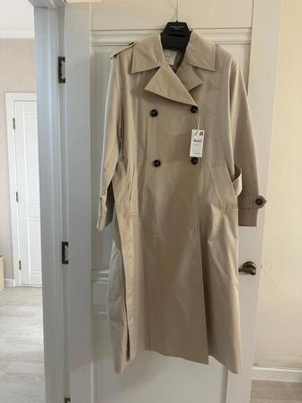 Продам тренч Mango новый