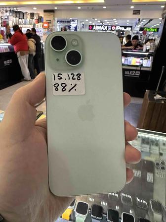 Apple iPhone 15 128g green