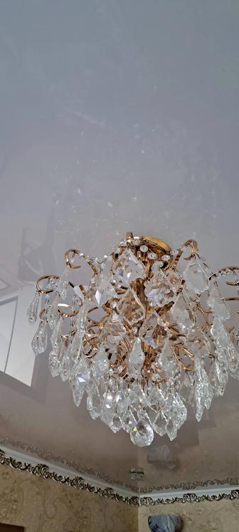 Продаю люстру