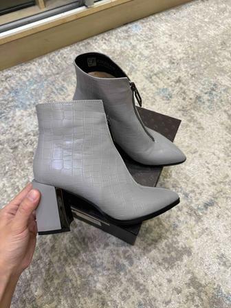 Женские ботильоны