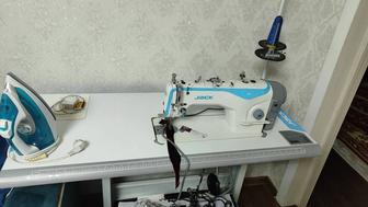 Швейная машина